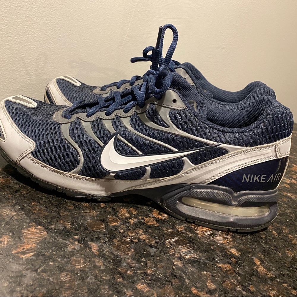 Nike Torch 4